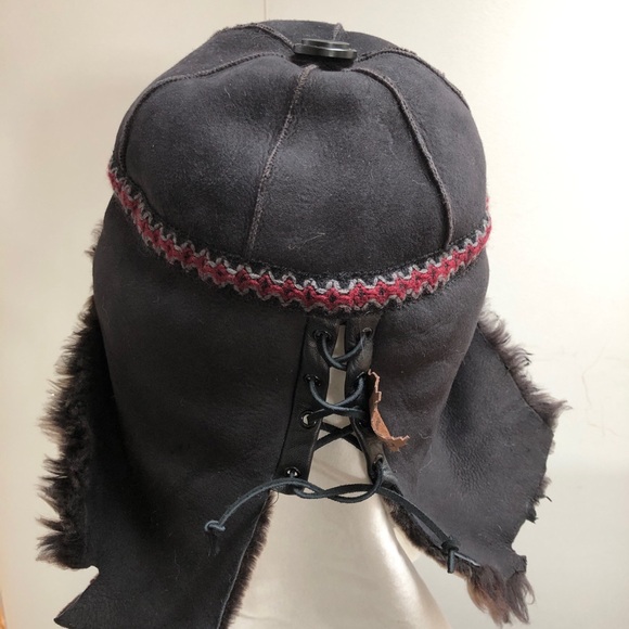 Handcrafted “Trapper” Hat (Chapeaux) - Picture 3 of 8